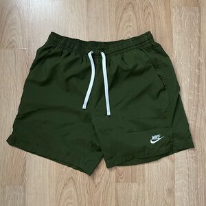 Nike Men’s shorts
Size medium